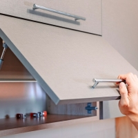 ИК выключатель на препятствие Apeyron, в алюм. профиль, 48/96Вт, IP20 ИК выключатель на препятствие Apeyron, в алюм. профиль, 48/96Вт, IP20