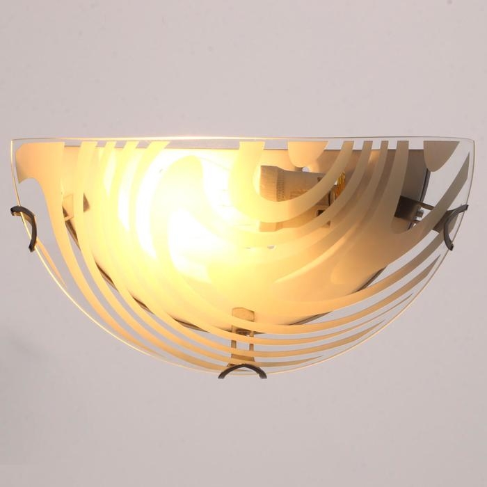 Светильник Светильник "Диона" моллир., 1х60Вт Е27, хром, d=30 см, h=5,5 см