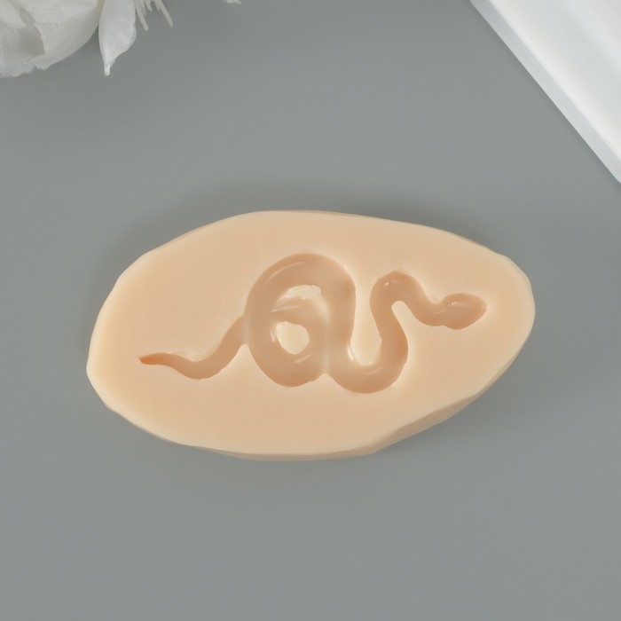 Новогодний молд силикон Новогодний молд силикон "Змея гладкая" 0,3х6х2,5 см