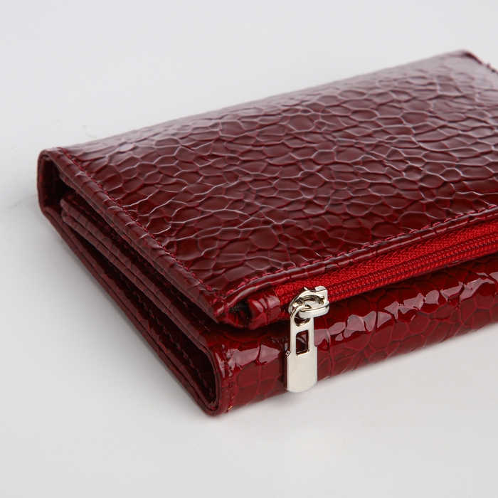 Кошелёк женский на магните, цвет бордовый
