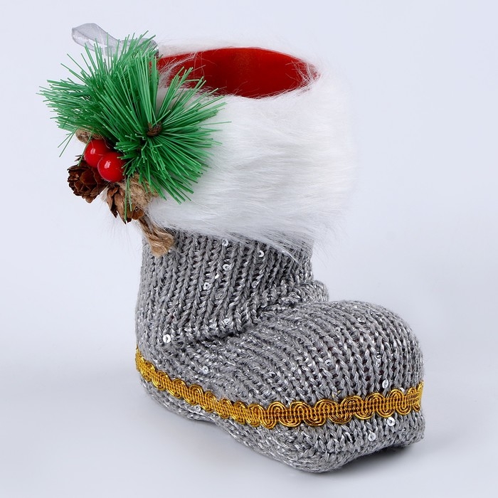 Конфетница &laquo;Сапожок&raquo;, с еловой веткой, цвета МИКС