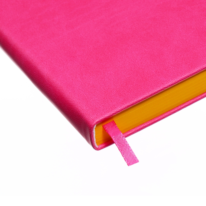 Ежедневник недатированный A5, 140л, клетка, кожзам, на резинке, желтый срез, Фуксия Ежедневник недатированный A5, 140л, клетка, кожзам, на резинке, желтый срез, Фуксия