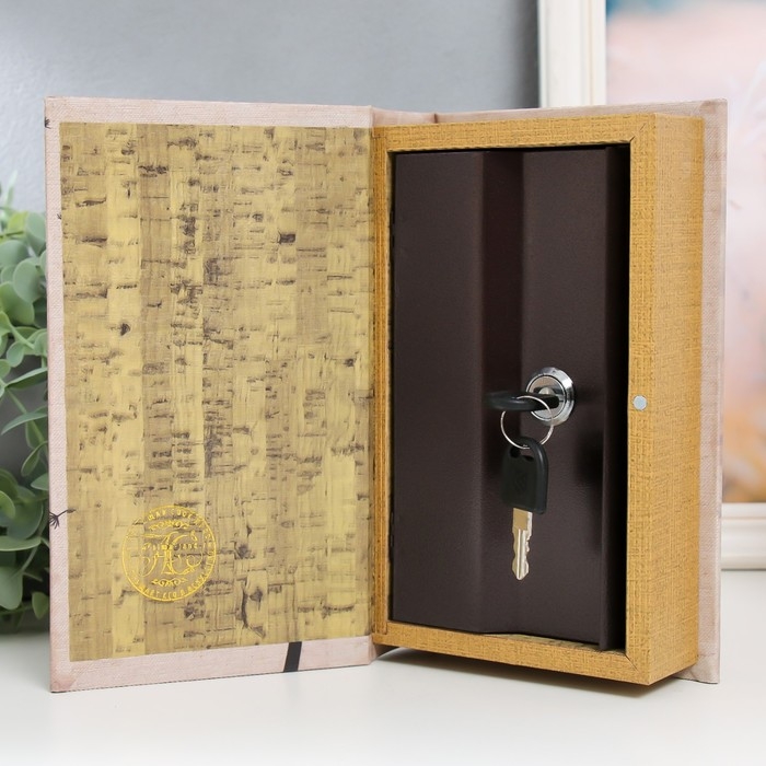 Сейф-книга дерево кожзам Сейф-книга дерево кожзам "Парусное судно" 21х13х5 см