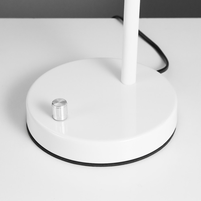 Настольная лампа Настольная лампа "Санни" Е27 15Вт белый 14,5х15х50 см