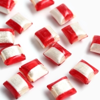 Новый год! Леденцы в пакете с европодвесом &laquo;С новым годом&raquo;, вкус малина, 30 г