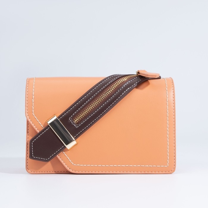 Сумка-мессенджер на магните, цвет персиковый