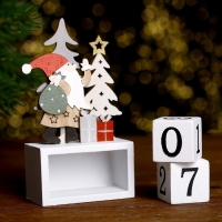 Вечный календарь «Дед Мороз, ёлки и подарки» 7 × 3,5 × 13 см Вечный календарь «Дед Мороз, ёлки и подарки» 7 × 3,5 × 13 см