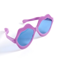 Очки-гигант &laquo;Поцелуй&raquo;, 26&times;10 см, цвета МИКС