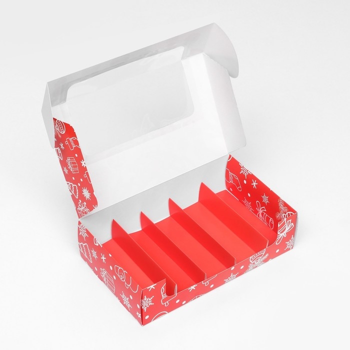 Новый год. Кондитерская упаковка под 5 эклеров Новый год. Кондитерская упаковка под 5 эклеров "Праздничное настроение", 25,2 х 15 х 6,6 см