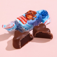 Набор шоколадных конфет в фигурной коробке "Мишка", 100 гр