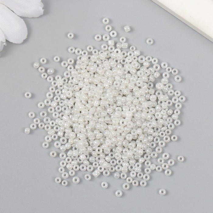 Бисер Бисер "Астра" 11/0, 20 гр (141 белый/жемчужный)