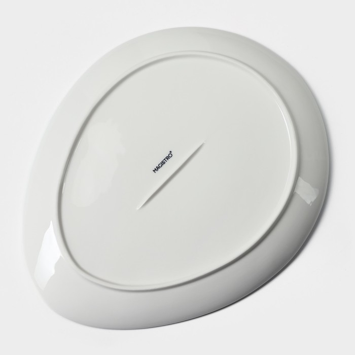 Блюдо для подачи фарфоровое Magistro &laquo;Бланш&raquo;, d=32 см, цвет белый