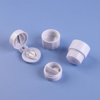 Таблетница с таблеторезкой, размельчителем и мензуркой, d = 4 &times; 6,5 см, цвет белый