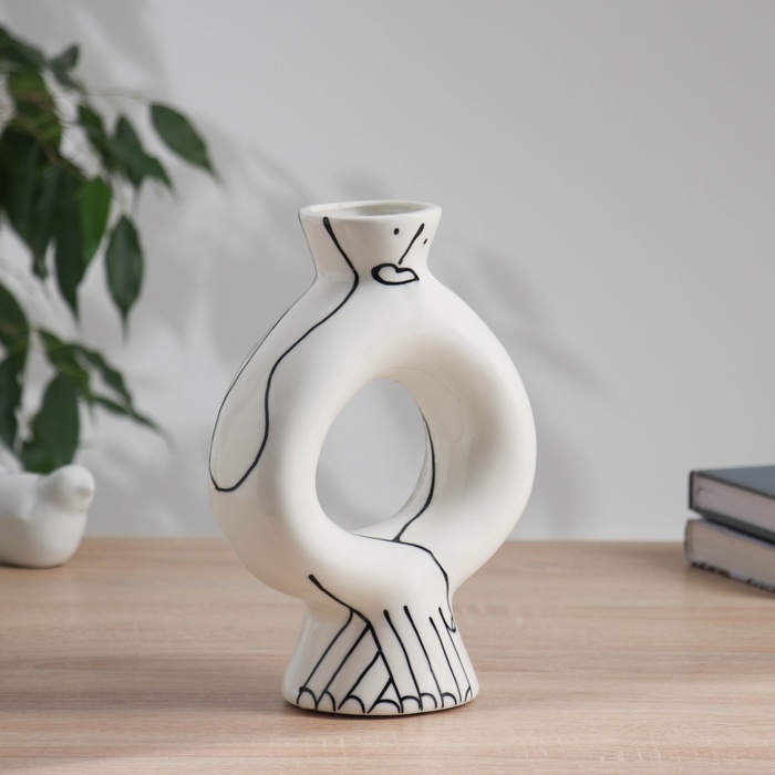 Ваза керамика настольная "Пикассо" (ручная роспись) длинные руки, 23х16 см, чёрно-белый
