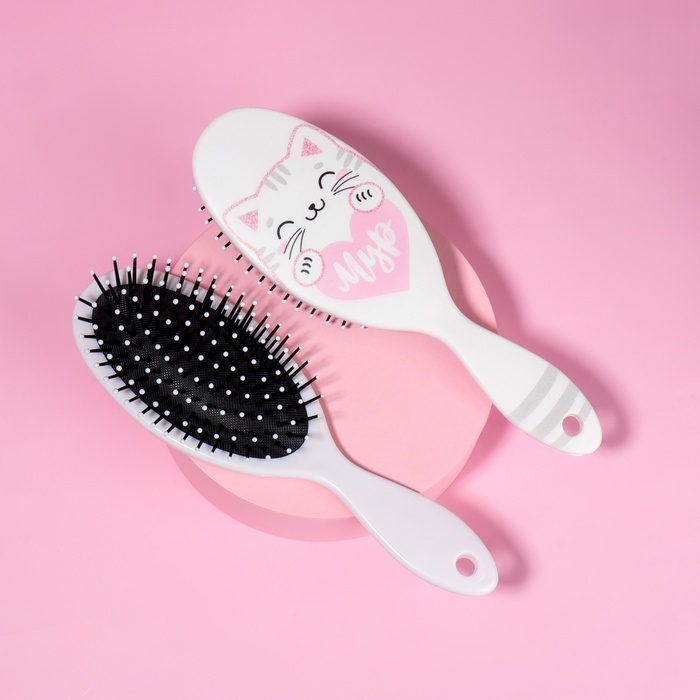 Расчёска массажная, 7 &times; 22 см, цвет белый