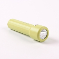 Фонарь ручной аккумуляторный, 1.5 Вт, 800 мАч, 3535LED, 3 режима, IPX2, 10.5 х 3 см, желтый Фонарь ручной аккумуляторный, 1.5 Вт, 800 мАч, 3535LED, 3 режима, IPX2, 10.5 х 3 см, желтый