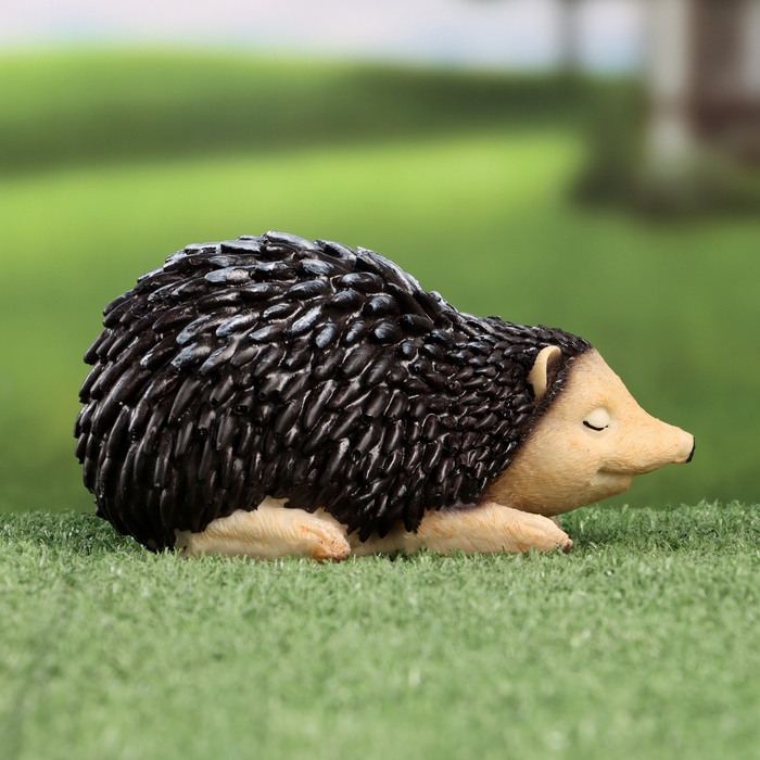 Садовая фигура Садовая фигура "Ежик греется" 18х10х10см