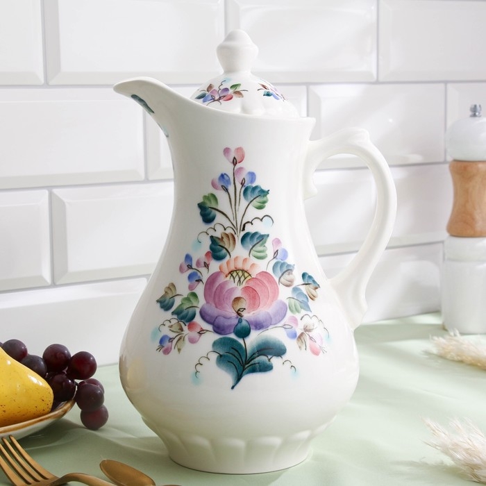 Кувшин &laquo;Клубничка вар. 2&raquo;, с крышкой, 2 л, 10&times;27 см, 1 сорт, авт. Рогочая Н.В.