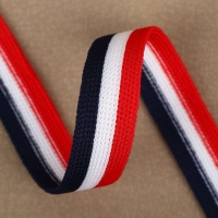 Тесьма трикотажная лампас 15 мм, 9,1 ± 0,5 м, цвет синий/белый/красный Тесьма трикотажная лампас 15 мм, 9,1 ± 0,5 м, цвет синий/белый/красный