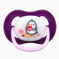 Набор: Соска - пустышка с держателем &laquo;Пингвинчик&raquo;, анатомическая +6 мес, цвет фиолетовый