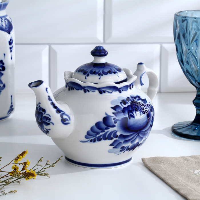 Чайник &laquo;Хуторок&raquo;, H=13,5 см, гжель