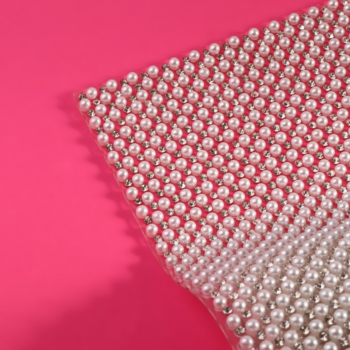 Жемчуг со стразами термоклеевой, 40 &times; 24 см, цвет белый