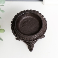 Подсвечник чугун на 1 свечу "Графство" 9,5х9х9 см Подсвечник чугун на 1 свечу "Графство" 9,5х9х9 см