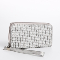 Кошелёк женский на молнии, цвет серебряный Кошелёк женский на молнии, цвет серебряный