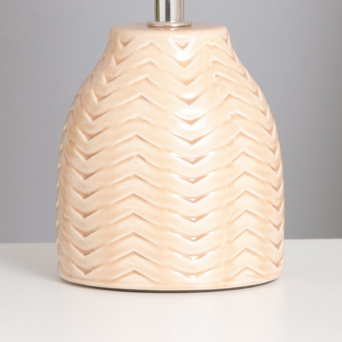 Лампа настольная Лампа настольная "Квиллен" 1х40Вт Е14 бежевый 13х13х25см