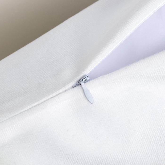 Наволочка декоративная Этель &laquo;Сердце&raquo; цвет красный,40х40 см, велюр