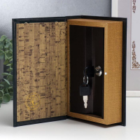 Сейф-книга дерево кожзам "Заклинания и зелья " 21х13х5 см Сейф-книга дерево кожзам "Заклинания и зелья " 21х13х5 см