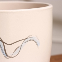 Горшок цветочный "Девушка в красном" 3,5 л