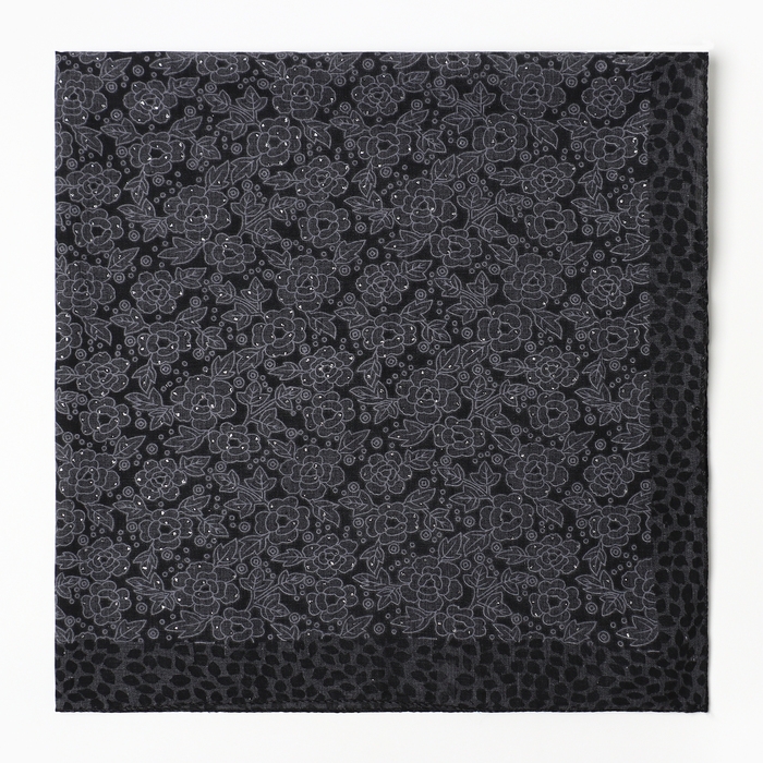 Платок женский, цвет чёрный, размер 70х70 Платок женский, цвет чёрный, размер 70х70