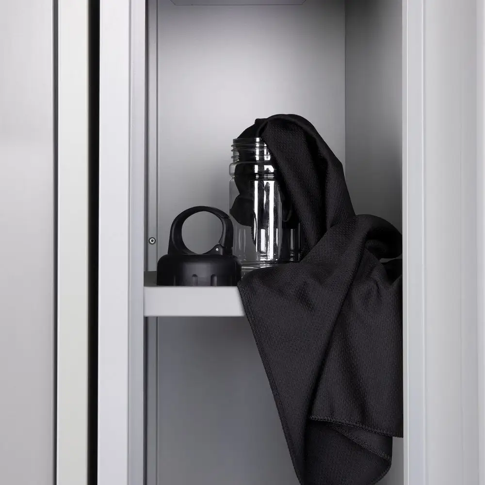 Охлаждающее полотенце Frio Mio в бутылке, черное