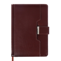 Ежедневник недатированный A5 136 листов, кожзам deVENTE. Prestige, твердая обложка с поролоном, перфорация, ляссе, блок 70, коричневый