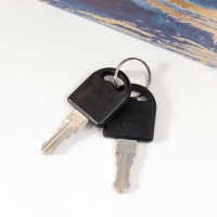 Сейф-книга дерево кожзам "Маяк. Чайки. Золото" 27х18х7 см