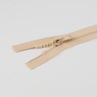 Молния «Трактор», №8, разъёмная, замок автомат, 90 см, цвет слоновая кость Молния «Трактор», №8, разъёмная, замок автомат, 90 см, цвет слоновая кость