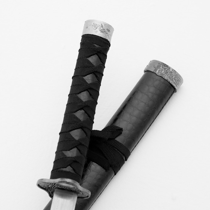 Сув. изделие катана,  ножны искусственная кожа, змея черный, матовая, без подставки  89см
