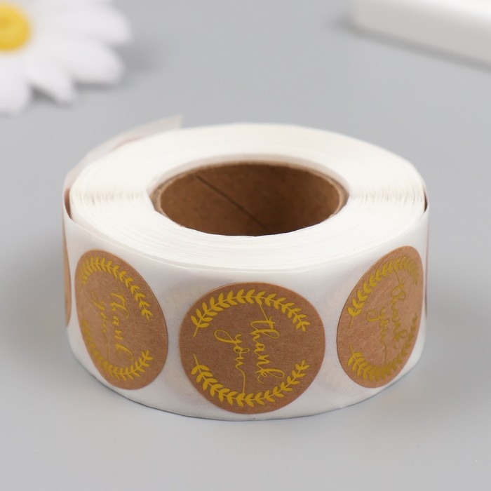 Наклейка бумага "Крафт. Спасибо. Веточки" с золотинкой d=2,5 см 500 шт в рулоне 3х6,5х6,5 см   96839