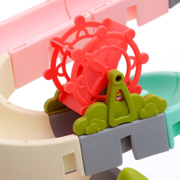 Игрушка для купания в ванной &laquo;Забавные горки&raquo;, 62 детали