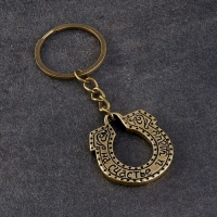 Сувенир-брелок "Подкова на удачу и счастье", латунь, янтарь Сувенир-брелок "Подкова на удачу и счастье", латунь, янтарь