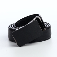 Ремень мужской, ширина 3,6 см, винт, пряжка автомат, цвет чёрный Ремень мужской, ширина 3,6 см, винт, пряжка автомат, цвет чёрный