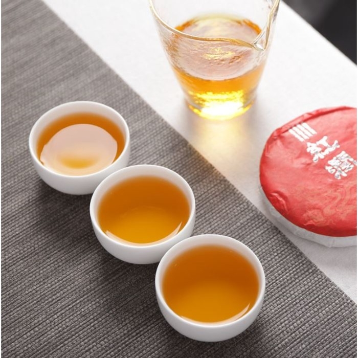 Китайский выдержанный черный чай Китайский выдержанный черный чай "Дяньхун. Dinhоngchа", 100 г, 2020 г, Юньнань