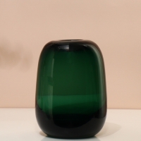 Ваза для цветов &laquo;Джозефина&raquo; из прозрачного зеленого стекла 17 х 13 х 13 см