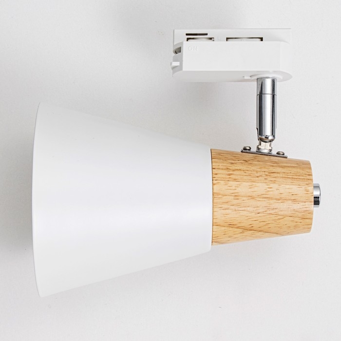 Светильник трековый "Паулина" Е27 40Вт белый 16х12х18см