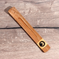 Подставка под благовония "Месяц" дерево бакаян, рог 25 см Подставка под благовония "Месяц" дерево бакаян, рог 25 см