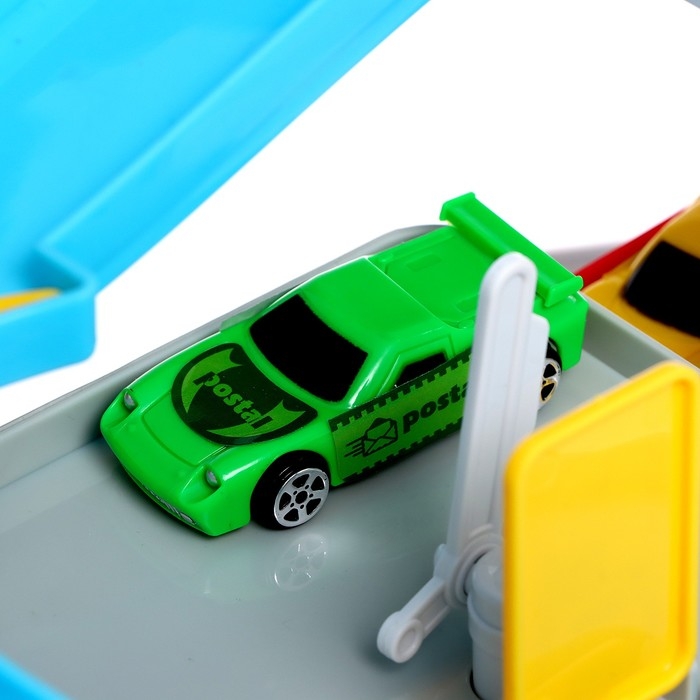 Парковка &laquo;Город&raquo; с 6 машинками и лифтом, свет и звук