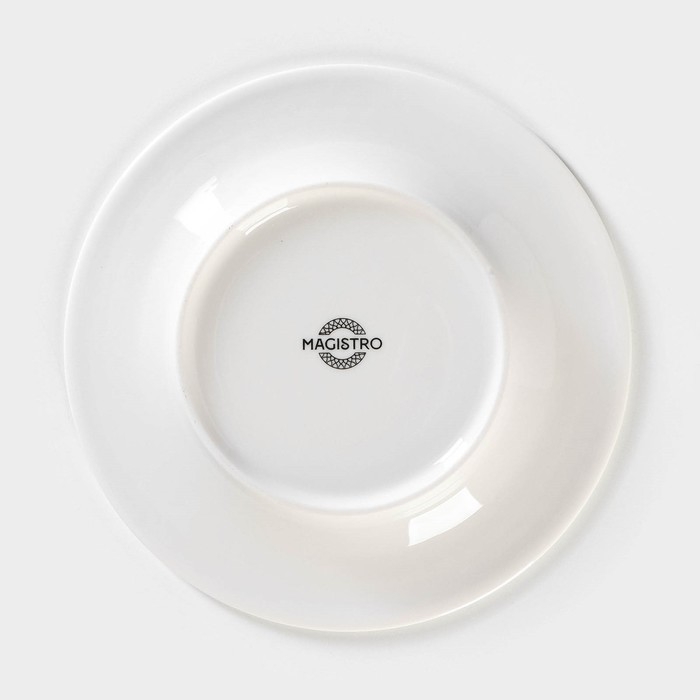 Тарелка фарфоровая десертная Magistro Argos, d=18 см, цвет белый Тарелка фарфоровая десертная Magistro Argos, d=18 см, цвет белый