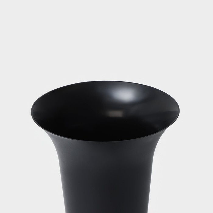 Ваза для цветов под срезку, 3 л, пластиковая, цвет чёрный Ваза для цветов под срезку, 3 л, пластиковая, цвет чёрный