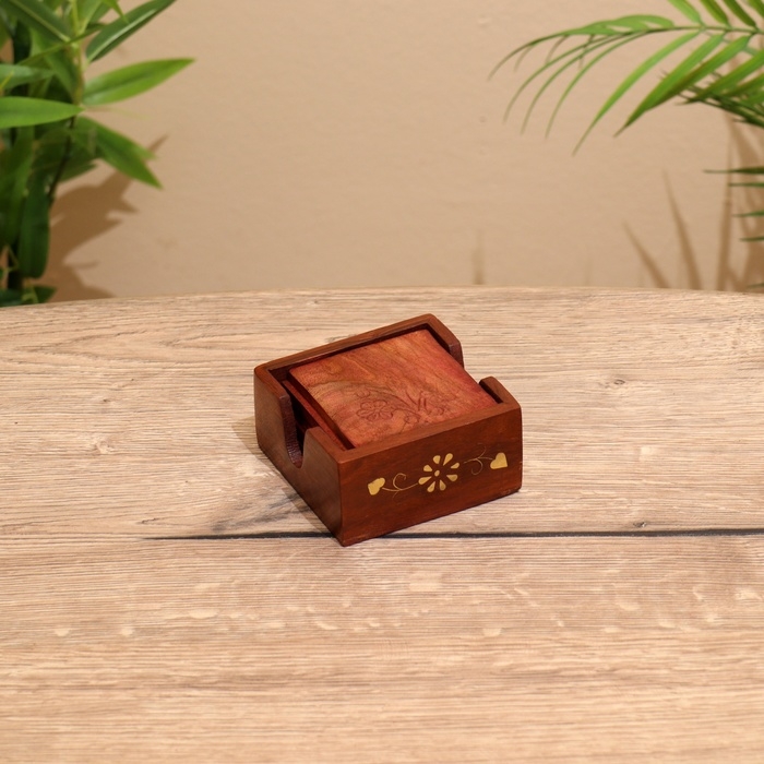 Подставка под горячее Подставка под горячее "Квадрат" дерево 9,8х9,2х4,5 см МИКС